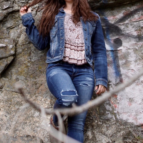 Women’s American Eagle tan and cream floral boho off the shoulder top. Size M - Picture 1 of 11